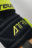 Reusch Attrakt Freegel Gold Finger Support 5160138 7040 black green 5